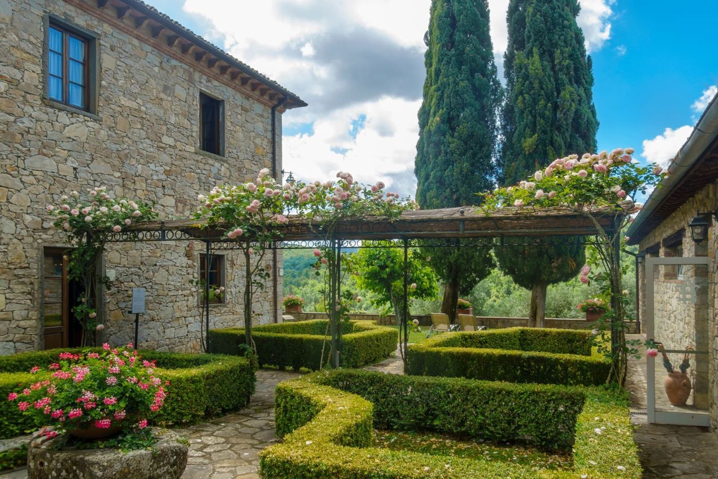 Stone villa with a garden in Italy